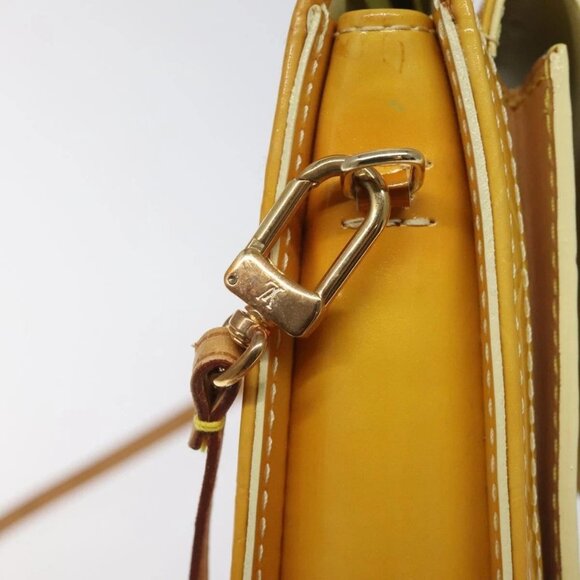 LOUIS VUITTON Monogram Vernis Motto Pouch Lime Yellow - Picture 7 of 16